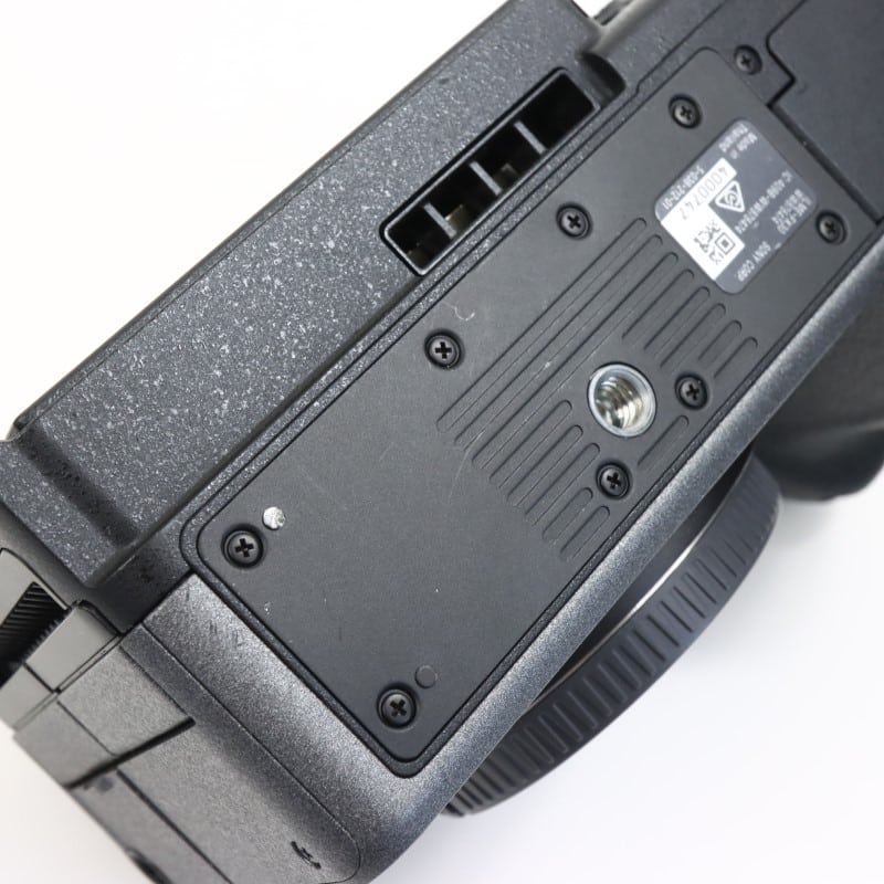 FX30 XLRハンドルユニット同梱モデル ILME-FX30