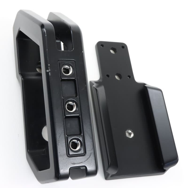 CINEURSASHMKM [Blackmagic URSA Mini Shoulder Kit]