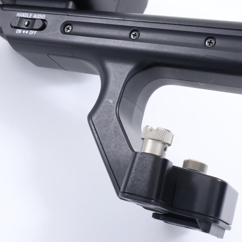 FX30 XLRハンドルユニット同梱モデル ILME-FX30