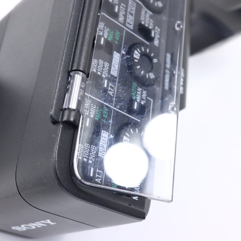FX30 XLRハンドルユニット同梱モデル ILME-FX30