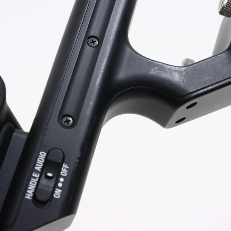 FX30 XLRハンドルユニット同梱モデル ILME-FX30
