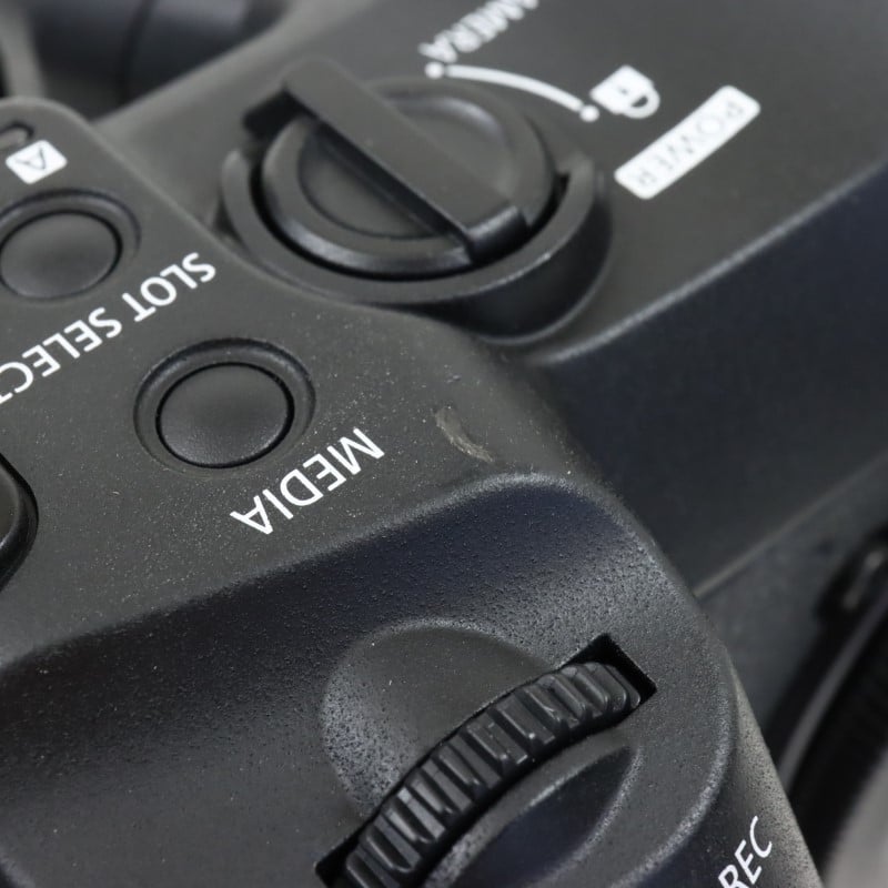 EOS C70 ボディー