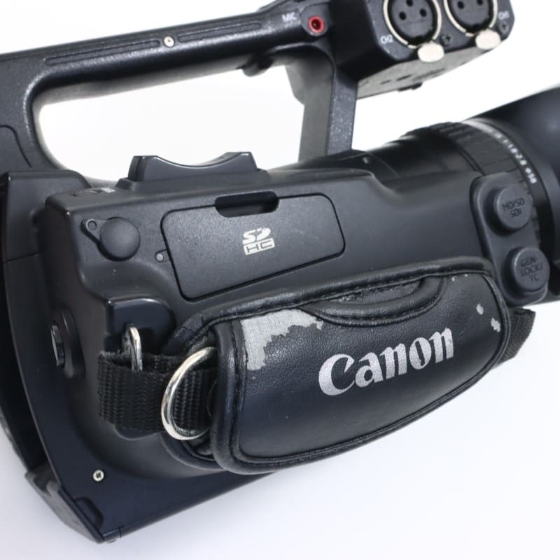 XF105 [業務用デジタルビデオカメラ]