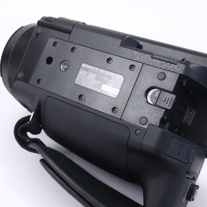 FDR-AX700 FDR-AX700/BC