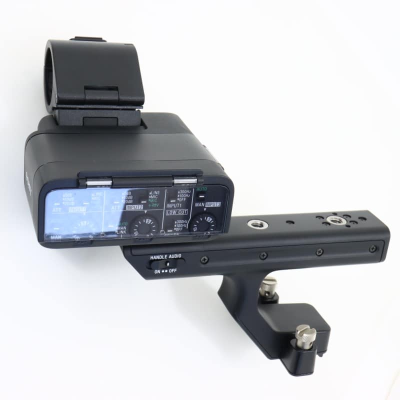 FX30 XLRハンドルユニット同梱モデル ILME-FX30