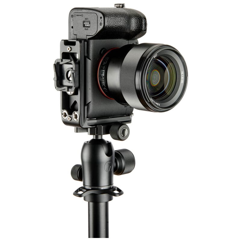 アーニーQD SONY αシリーズ用 Lブラケット ダークネス ARNIEQD-B