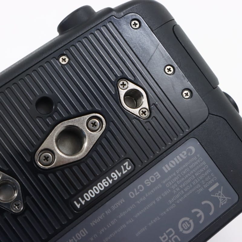 EOS C70 ボディー