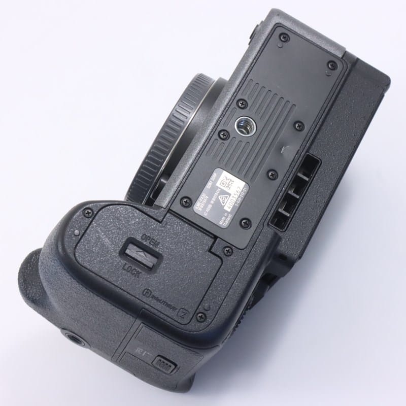 SONY FX30 ボディ ILME-FX30B AB-ランク 中古｜フジヤカメラ