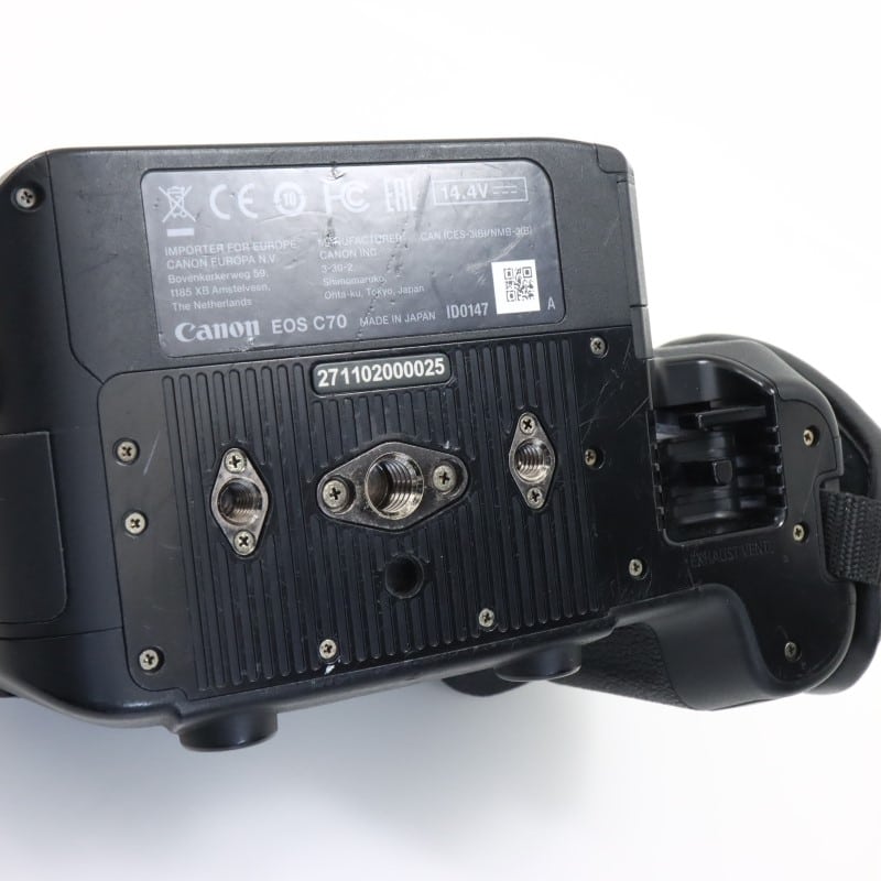 EOS C70 ボディー