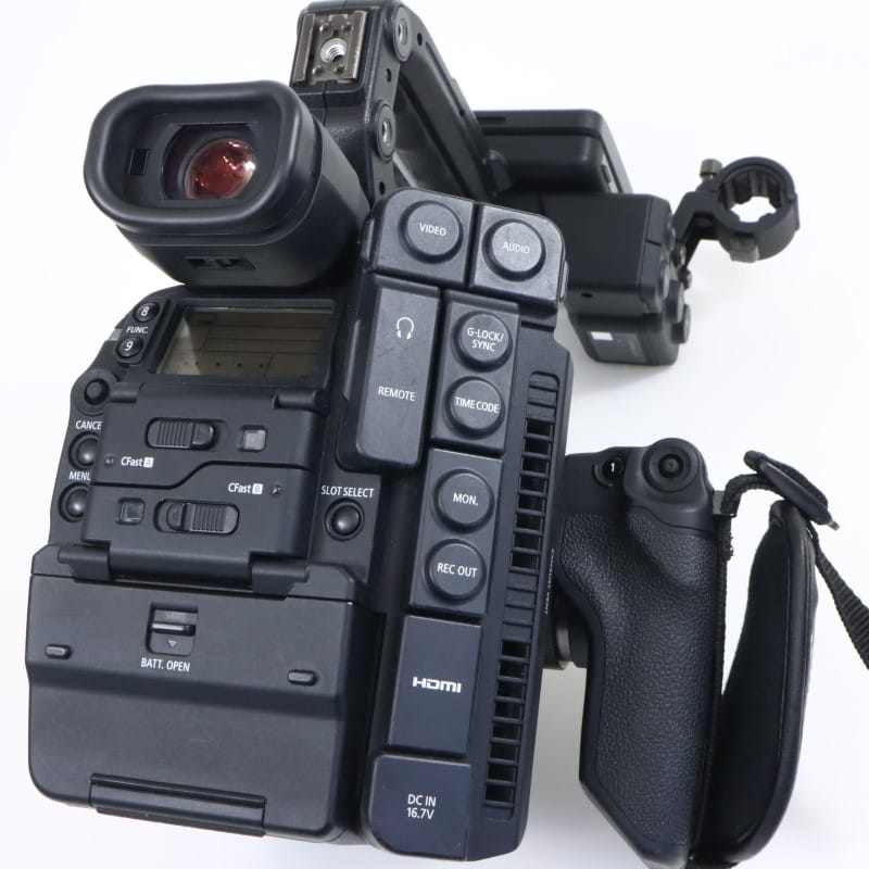 EOS C300 Mark II ボディー