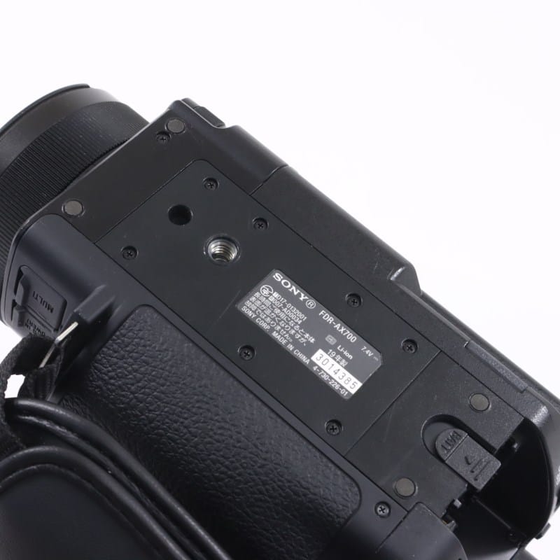 FDR-AX700 FDR-AX700/BC