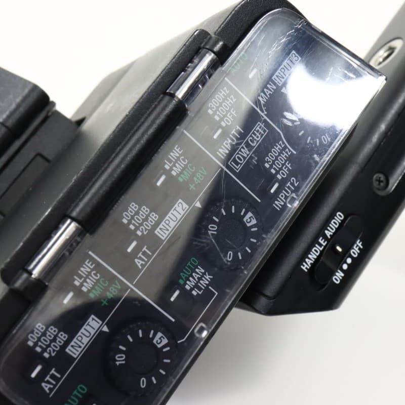 FX30 XLRハンドルユニット同梱モデル ILME-FX30