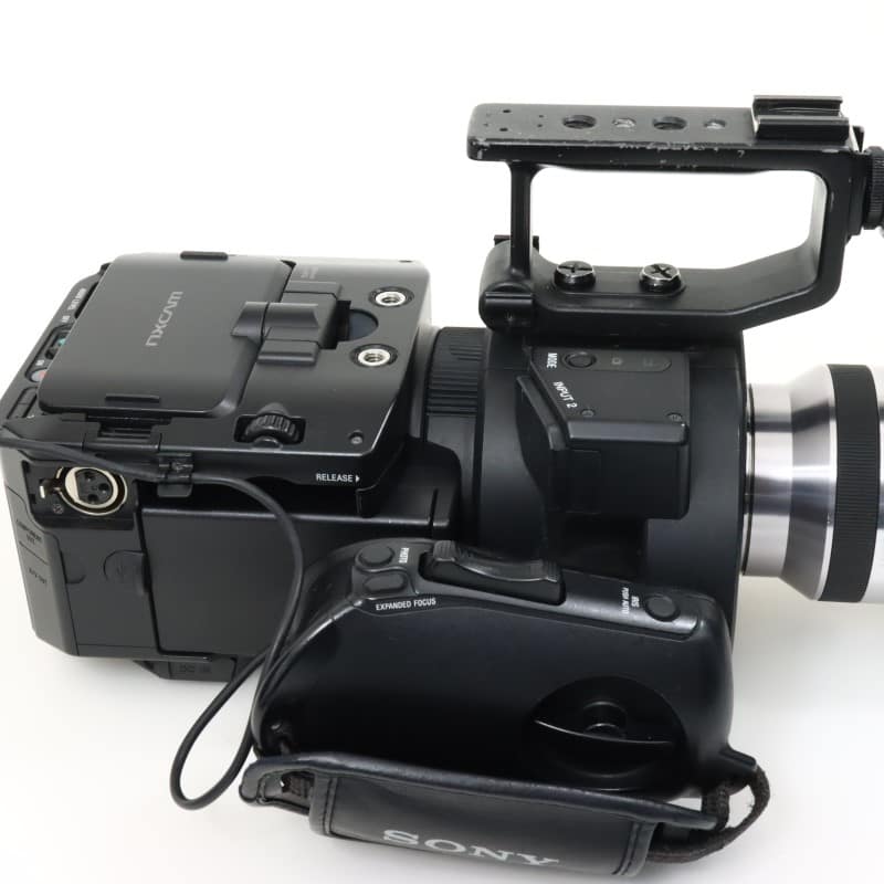 NEX-FS700JK [NXCAMカムコーダー レンズ付属モデル]