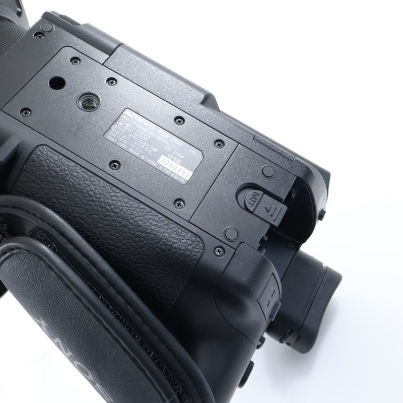 PXW-Z90