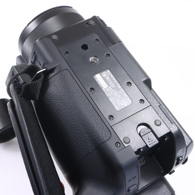 PXW-X70