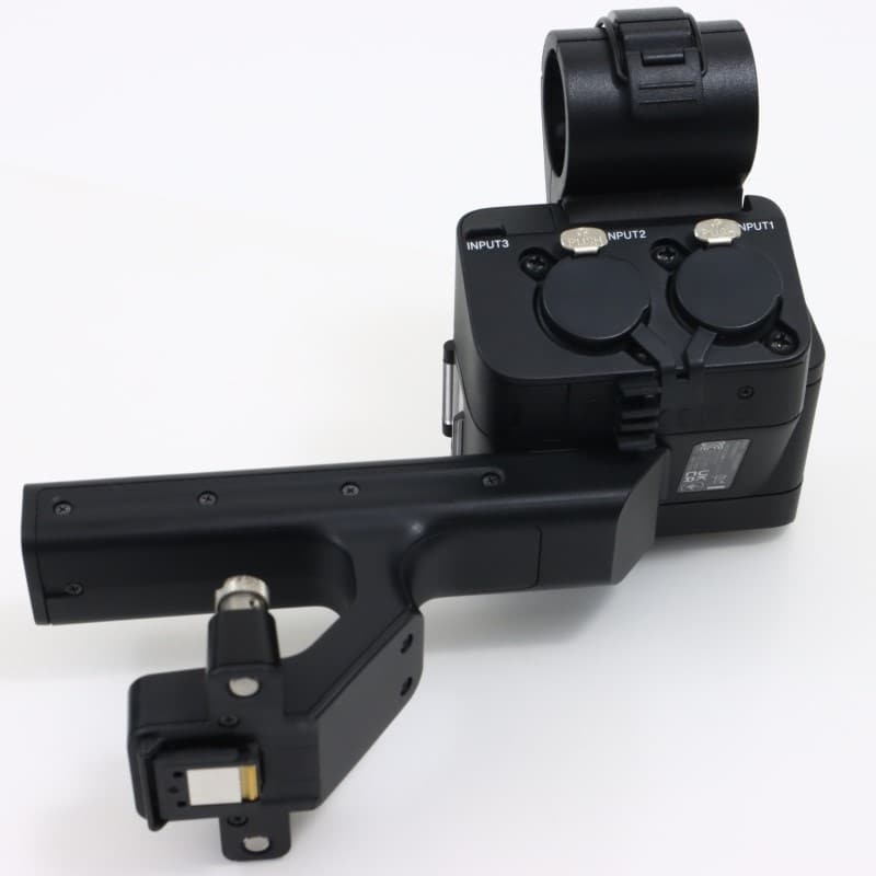 FX30 XLRハンドルユニット同梱モデル ILME-FX30