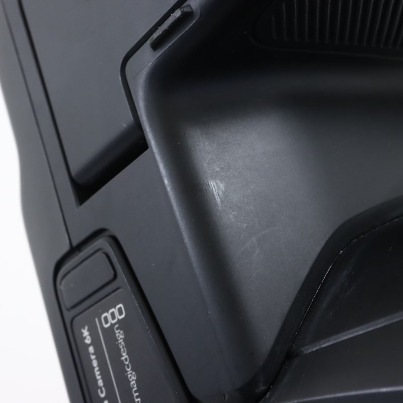 CINECAMPOCHDEF6K [Blackmagic Pocket Cinema Camera 6K]