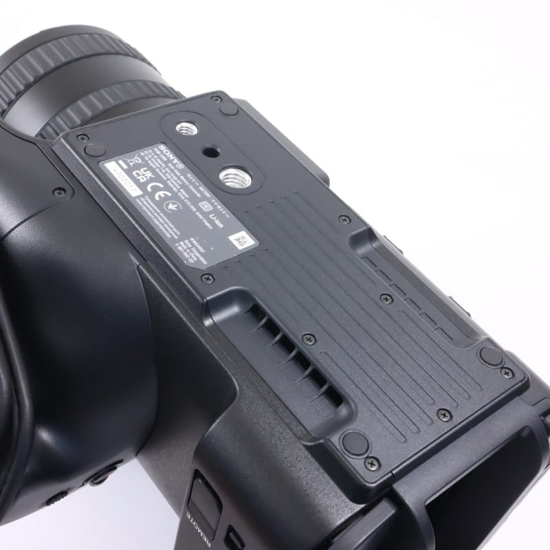 PXW-Z200