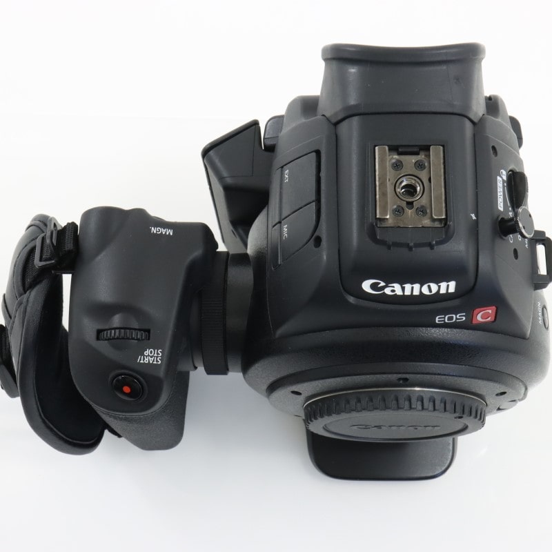 Canon EOS C100 ボディー(EFマウント) [デジタルシネマカメラ] 中古 C2120165002065｜フジヤカメラ