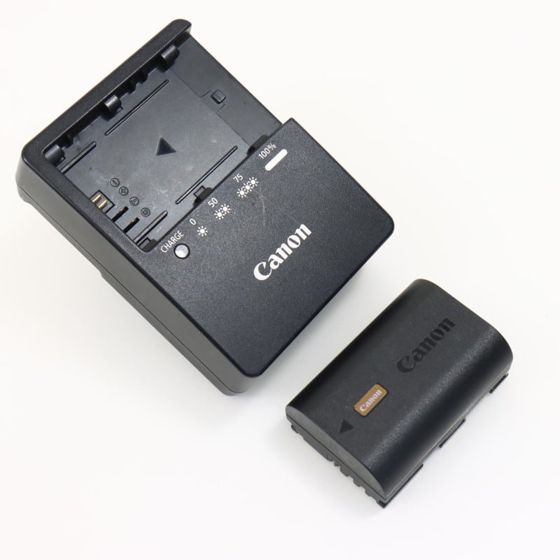 EOS R5 C ボディー