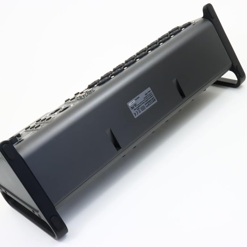 LiveTrak L-20R