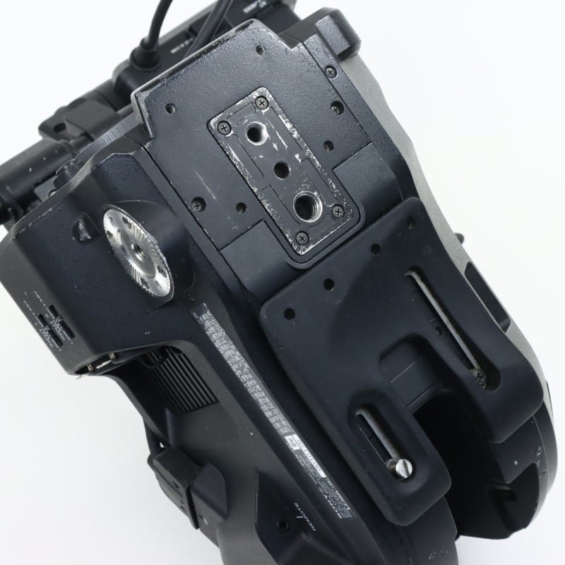 PXW-FS7