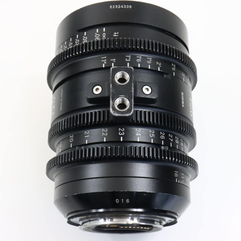 18-35mm T2/EF feet [High Speed Zoom Line 18-35mm T2 EFマウント フィート表示]