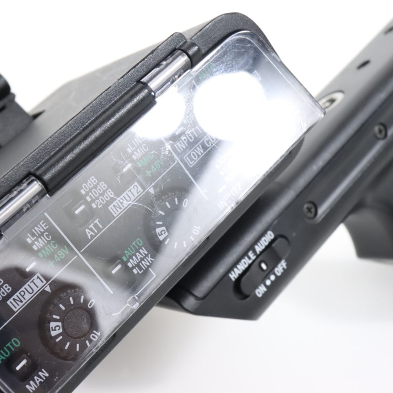 FX30 XLRハンドルユニット同梱モデル ILME-FX30