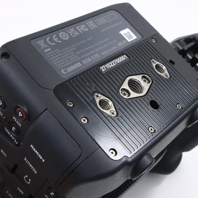 EOS C70 ボディー