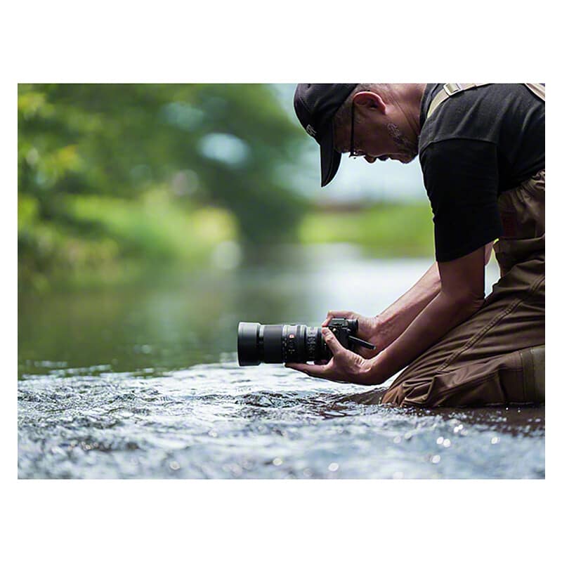 FE 100mm F2.8 Macro GM OSS SEL100M28GM（2025年11月21日発売予定）