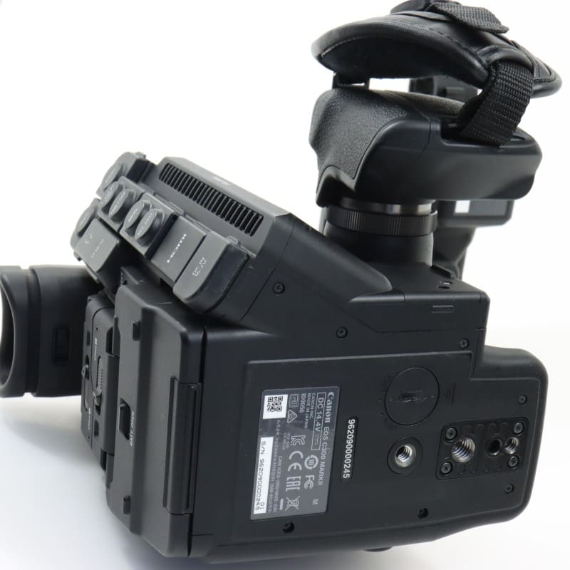 EOS C300 Mark II ボディー