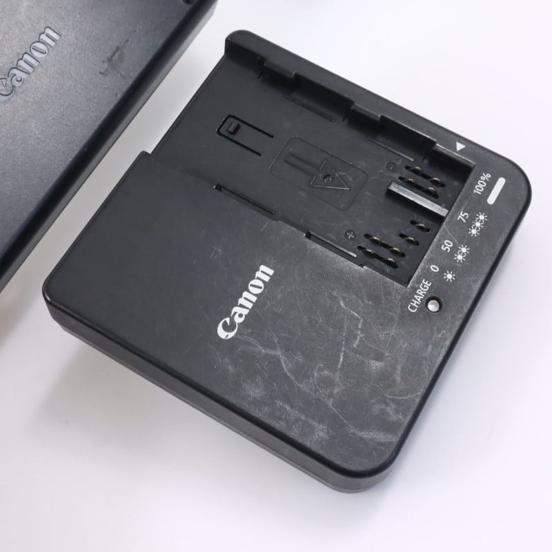 EOS C70 ボディー