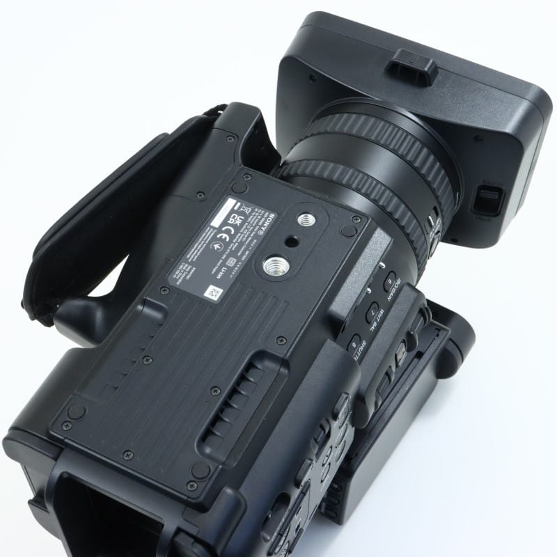 HXR-NX800