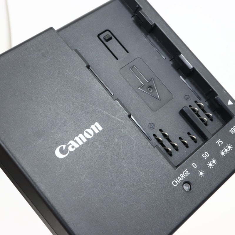 EOS C70 ボディー