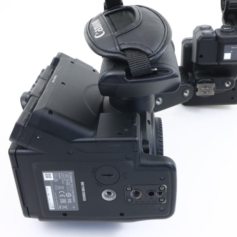 EOS C300 Mark II ボディー