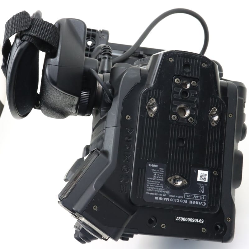 EOS C300 Mark III ボディー