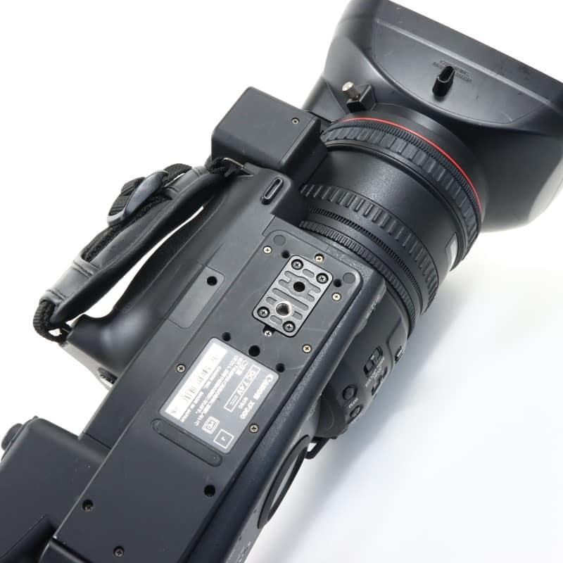 XF300 [業務用デジタルビデオカメラ]