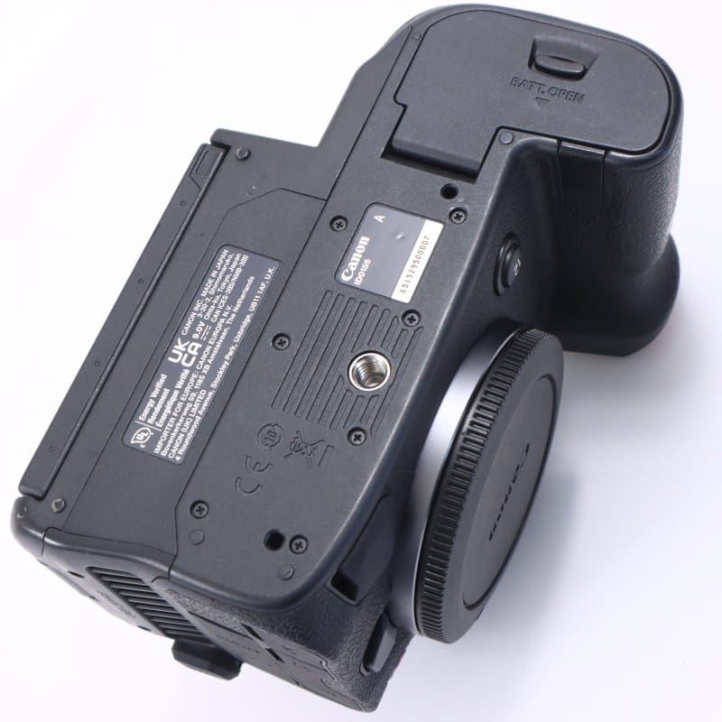 EOS R5 C ボディー