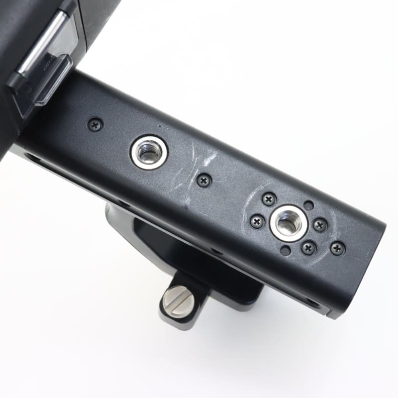FX30 XLRハンドルユニット同梱モデル ILME-FX30