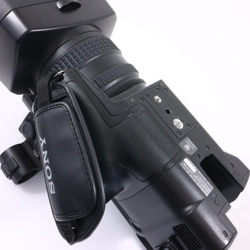 PXW-Z150
