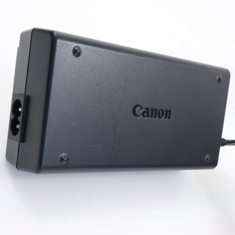 EOS C70 ボディー
