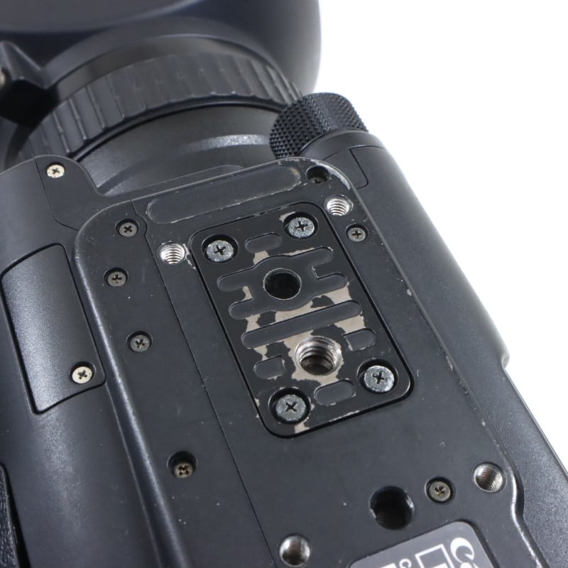 XF105 [業務用デジタルビデオカメラ]