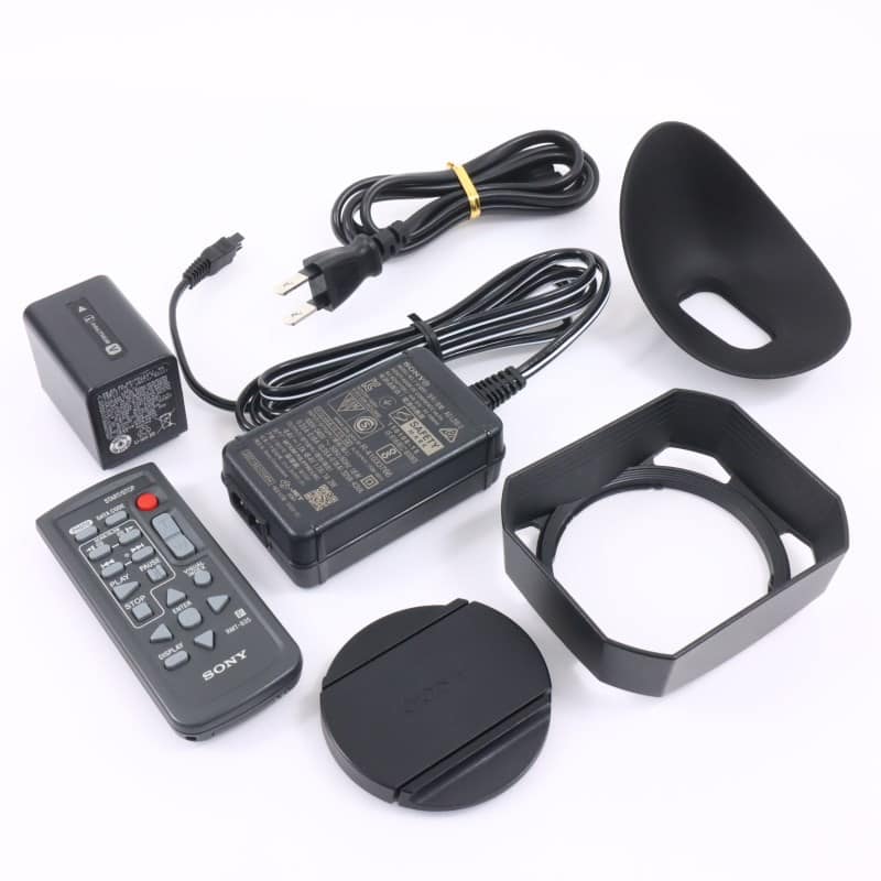 FDR-AX700 FDR-AX700/BC