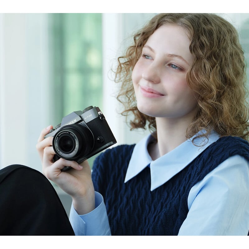 FUJIFILM X-T30 III ボディ チャコールシルバー(2025年11月28日発売予定)