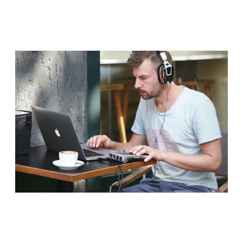 Babyface Pro FS オーディオインターフェース