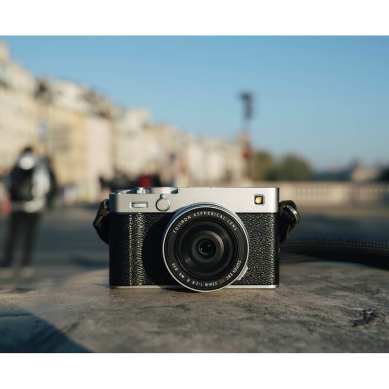 FUJIFILM X-E5 ボディ シルバー（2025年8月28日発売予定）