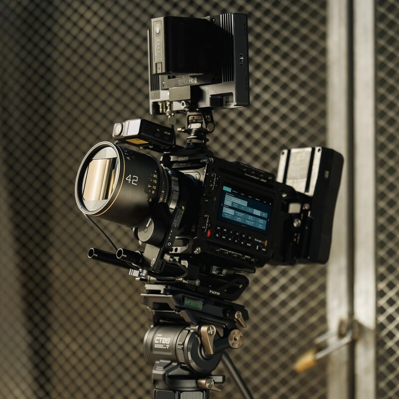 Camera Cage for Blackmagic PYXIS 6K Pro Kit - V Mount ES-T21-B-V