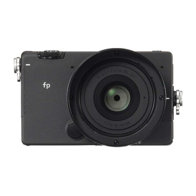 fp + 45mm F2.8 DG DN | Contemporary