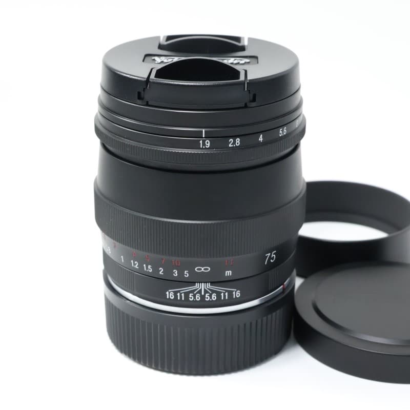 ULTRON 75mm F1.9 MC VM