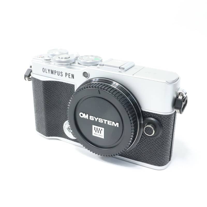 PEN E-P7 ボディー シルバー
